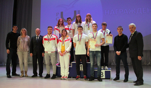 Спортсмены в вузах. БГТУ призеры Олимпийских игр. Чемпионы БГТУ им. Шухова по гиревому спорту. Университеты для спортсменов в России.