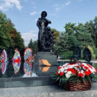 Honored the memory of those who died during the liberation of the city